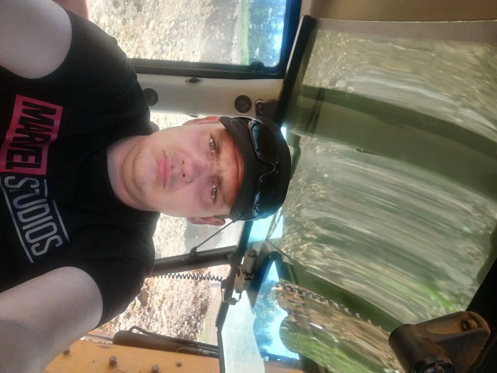  49935440  , 33 ,    