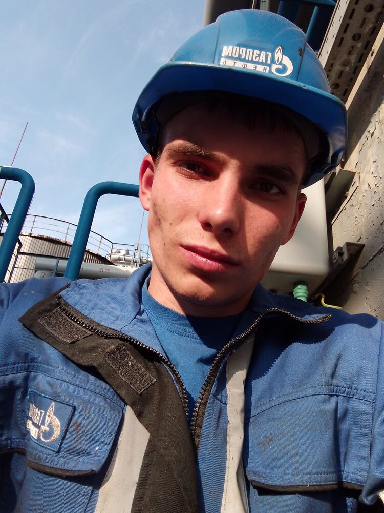  45749060  , 22 ,    