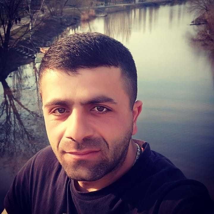  ,   Armen, 39 ,   ,   , c 