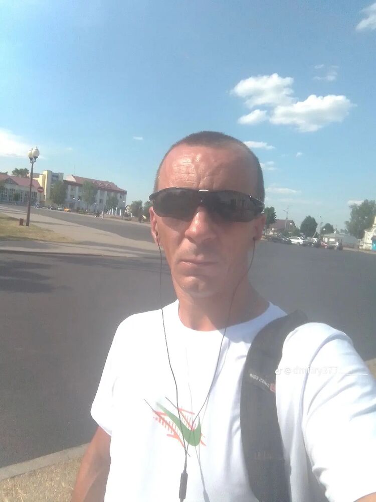  48066930  , 40 ,    