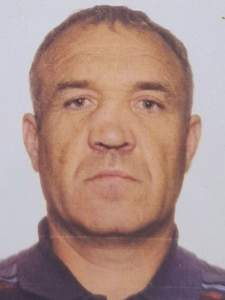  ,   Alexandru, 44 ,   ,   