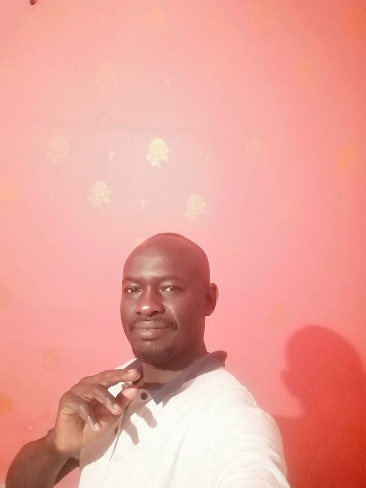  ,   MO Adam, 38 ,   ,   