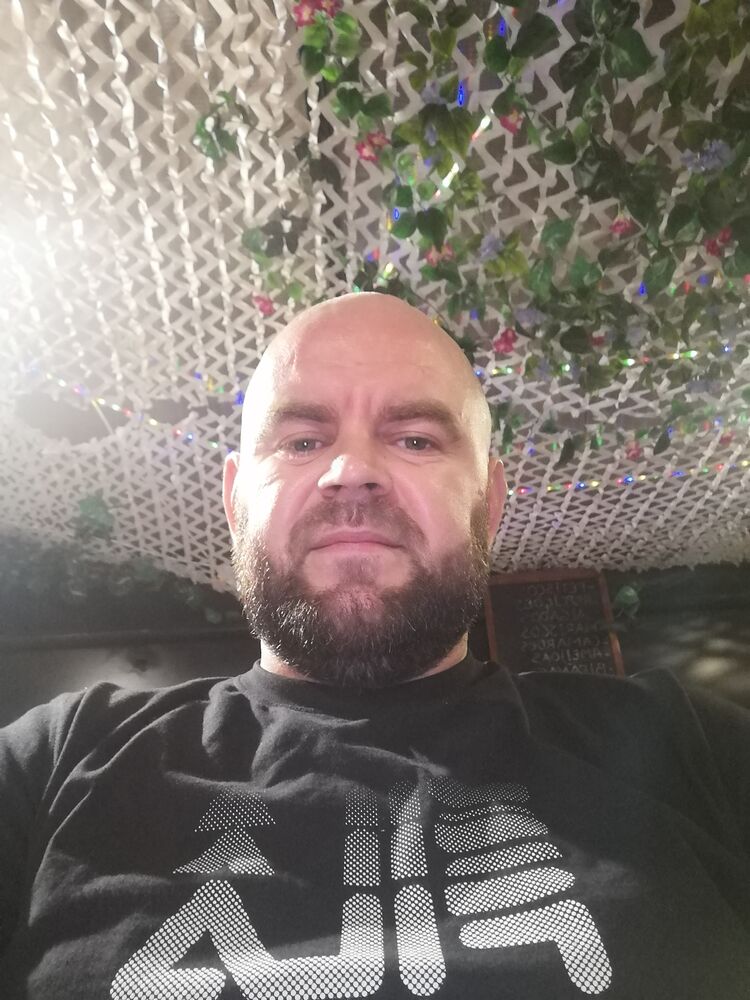 ,   Misha, 37 ,   ,   , c , 