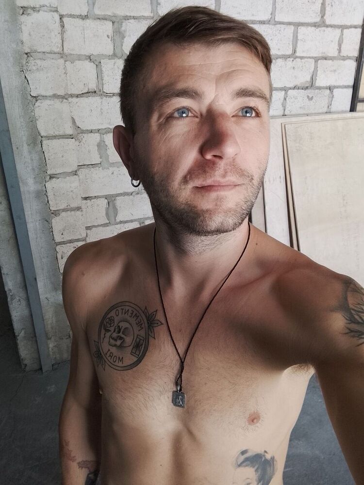  52705210  , 31 ,    