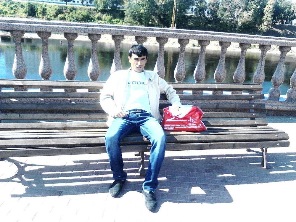  52917450  Anvar, 42 ,    -