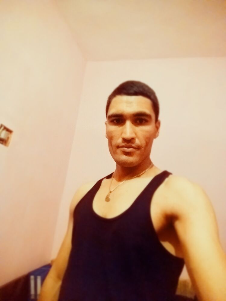  18369190  Boyka, 34 ,    