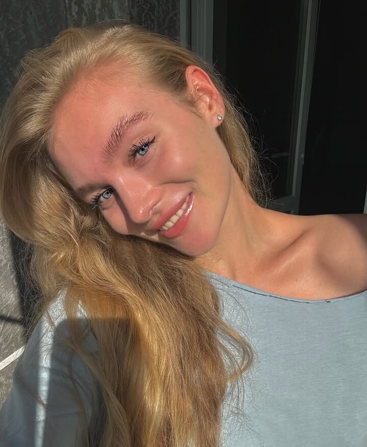  48984670  , 23 ,    