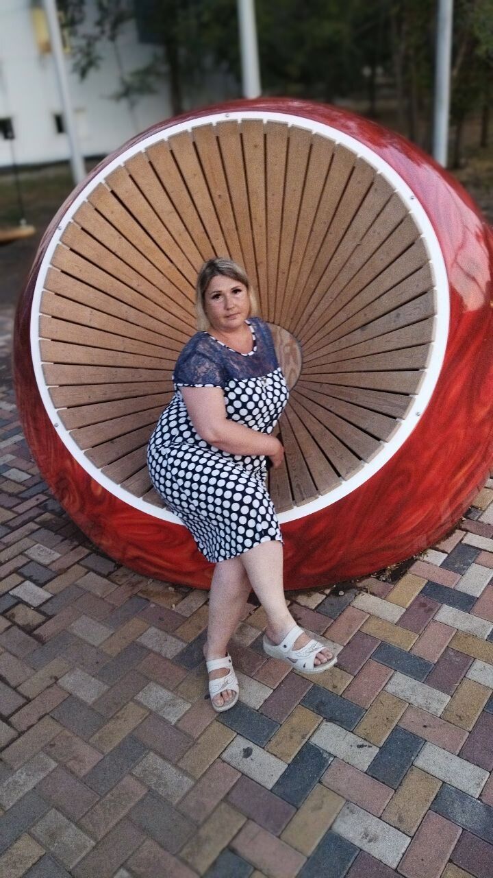 52648770  Galina, 44 ,    