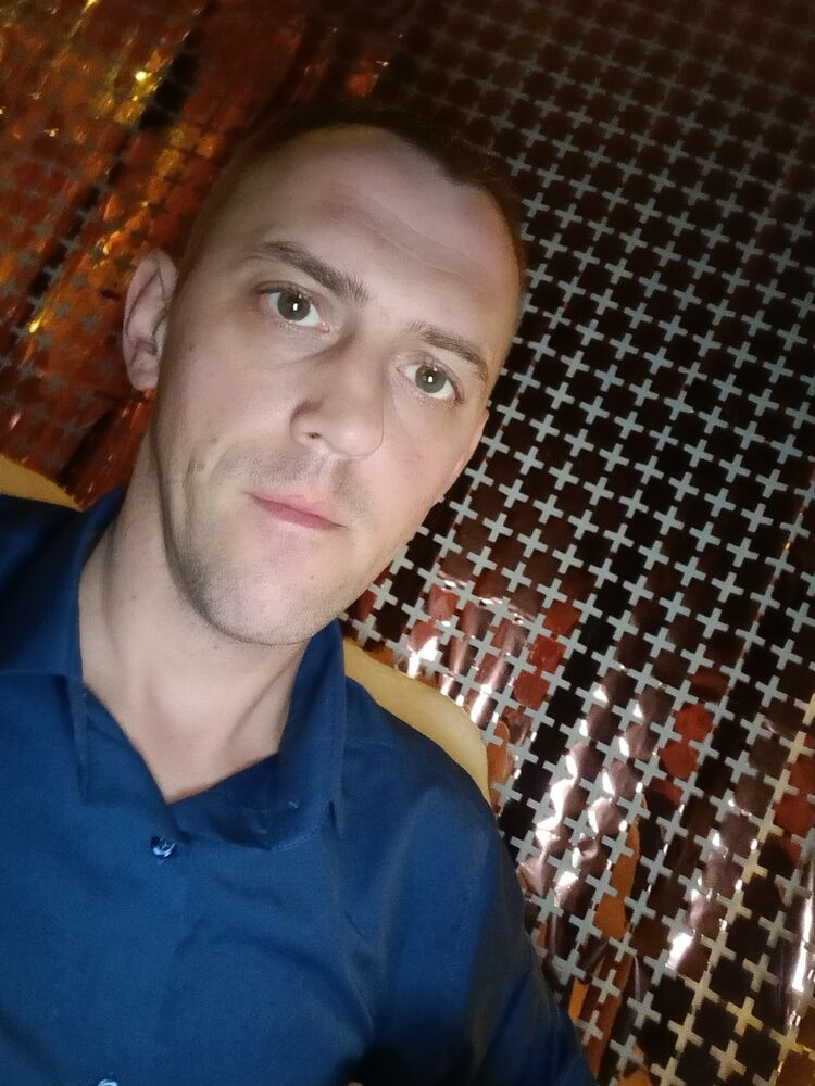  42065520  Afanasiy, 32 ,    