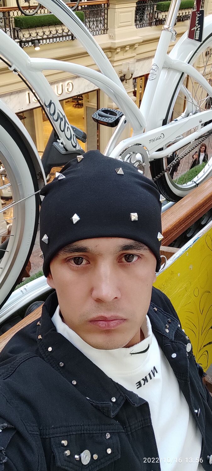  ,   Nizomiddin, 33 ,   ,   