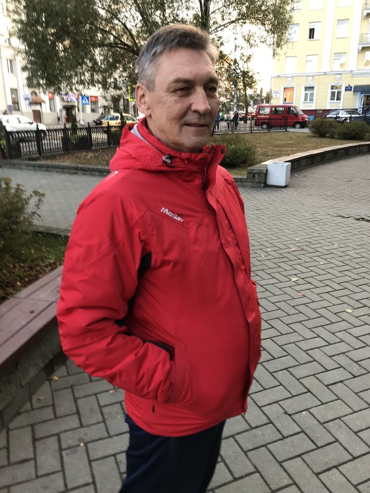  28741680  Gena, 62 ,    