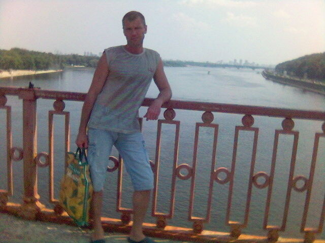  ,   Aleksandr, 44 ,   ,   , c 