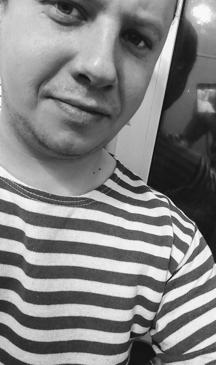  48957160  Artem, 28 ,     