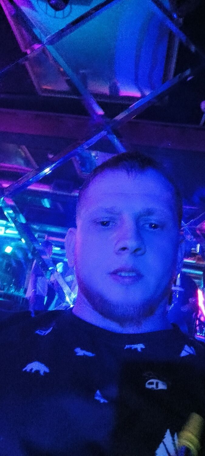  36256030  Dmitry, 36 ,    