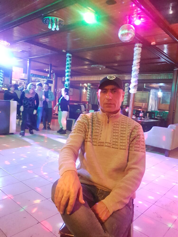  31850380  Hamza, 46 ,    -