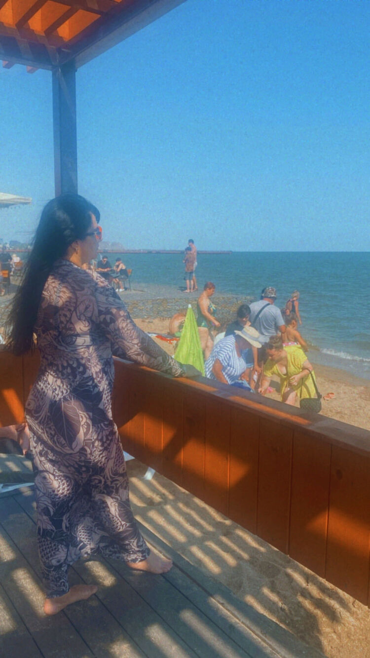  -,   Angel, 51 ,   ,   , c 