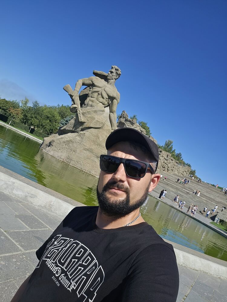  53764140  Mikhail, 34 ,    Deleted