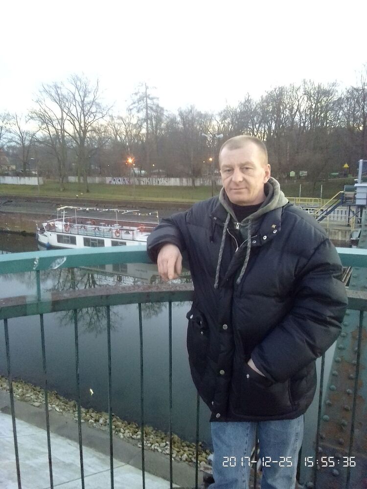  11424560  Genrikh, 51 ,    