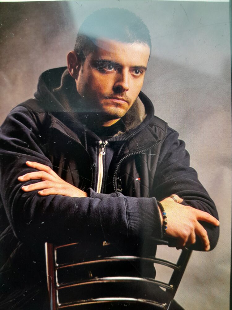  ,   Alex, 35 ,   ,   