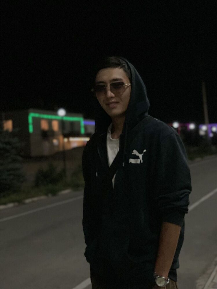  52819590  , 19 ,    