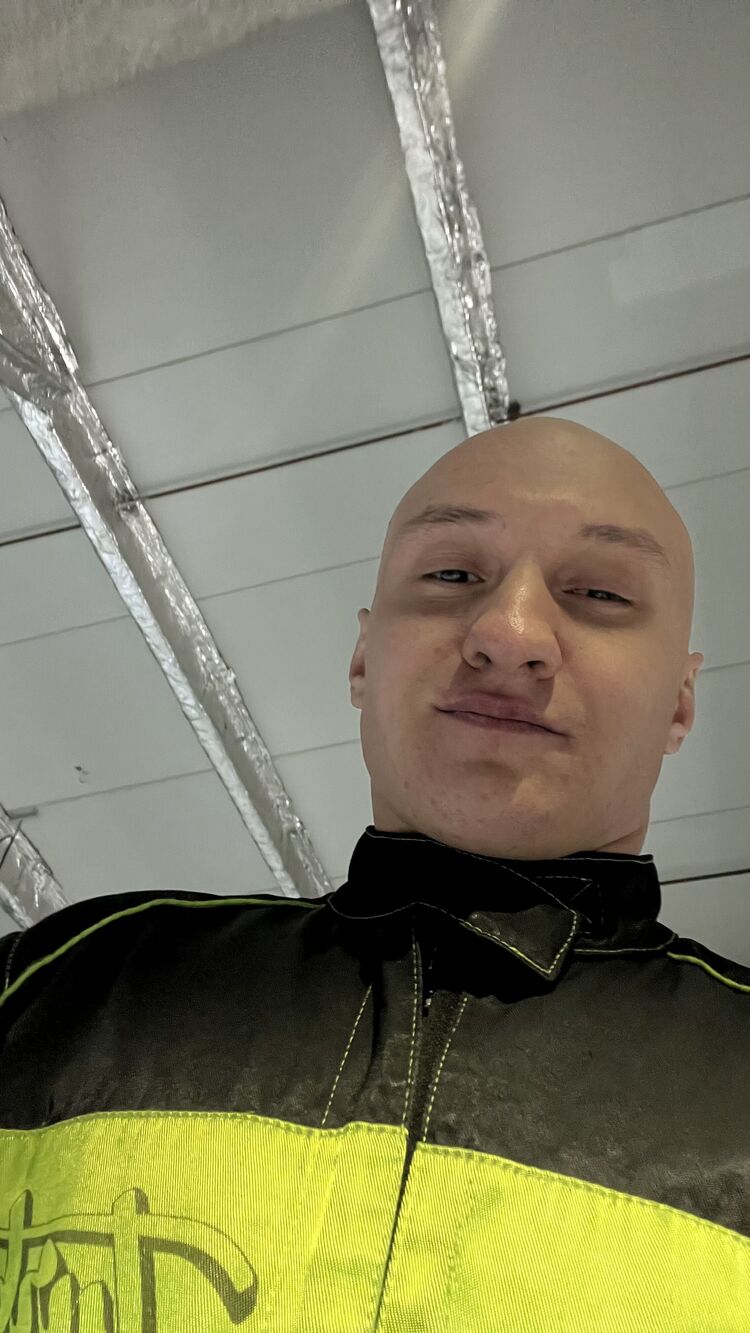  26942360  , 28 ,    