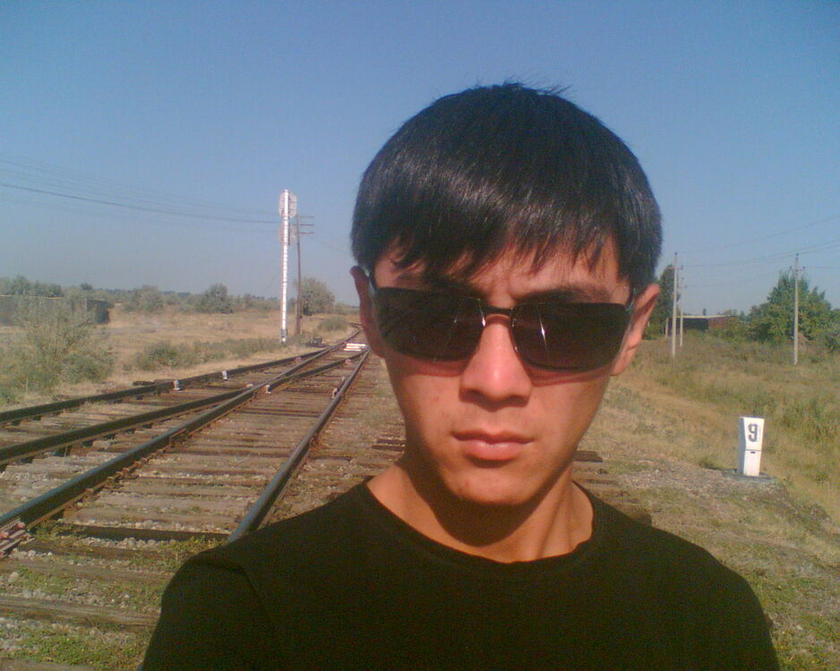  4104440  Kana, 33 ,    