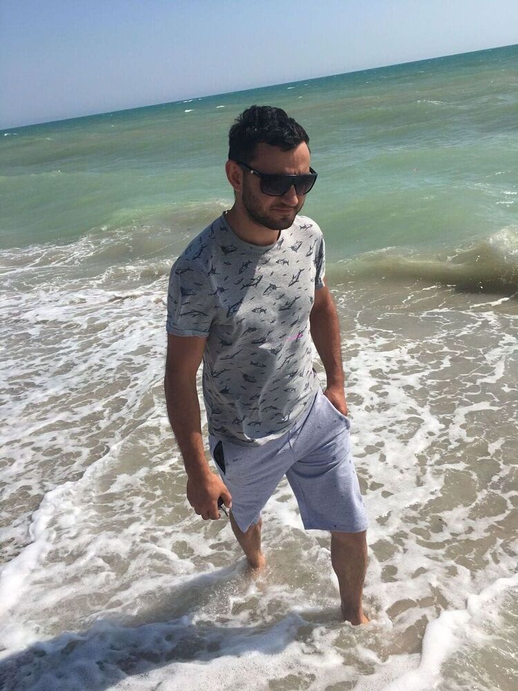  ,   Ruslan, 34 ,   ,   , c , 