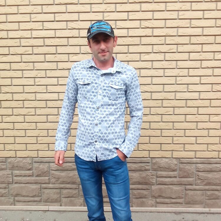  21430200  RUSSO, 39 ,    