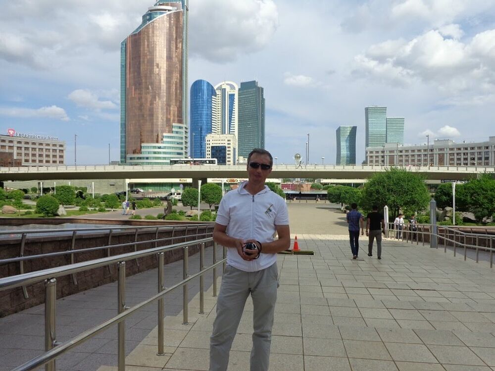  ,   Valery, 52 ,   ,   , c 
