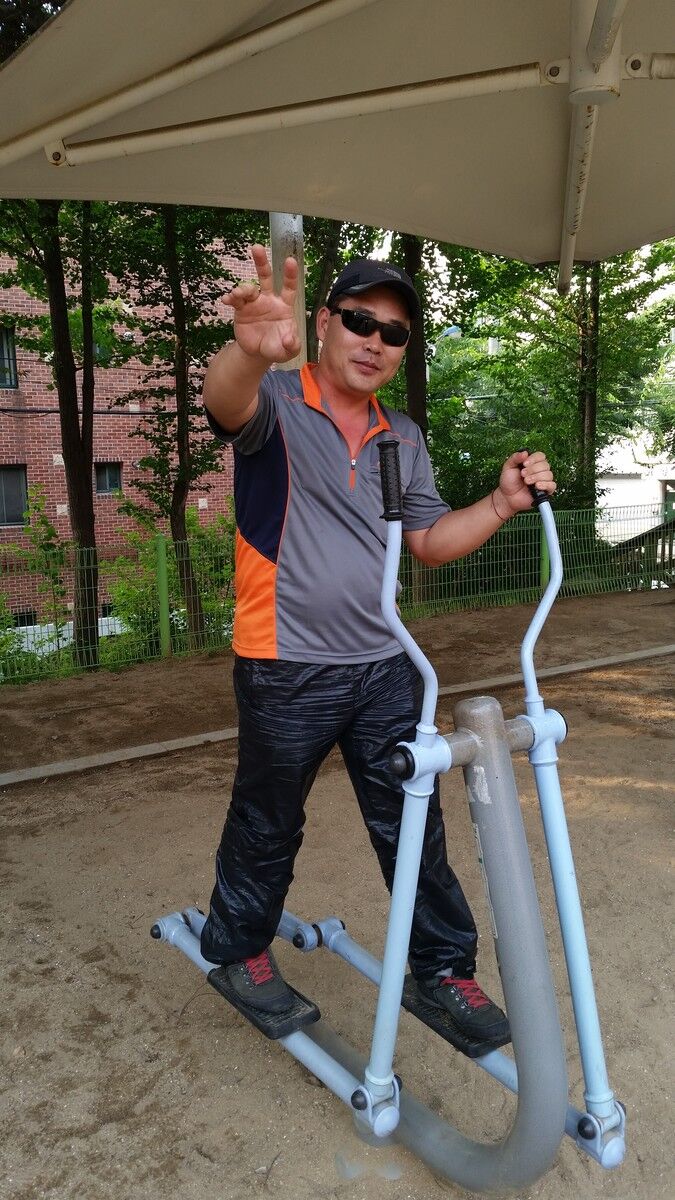  ,   Aleks, 48 ,   ,   , c 