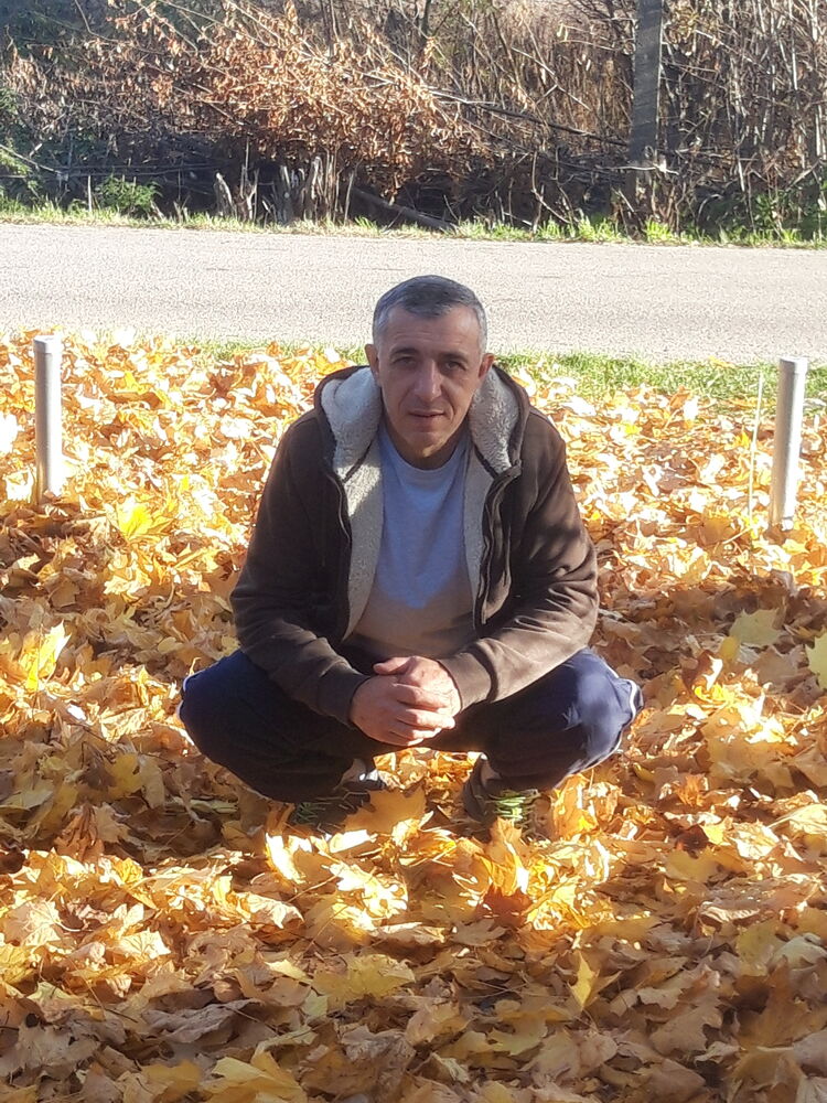  ,   Mamuka, 51 ,   ,   