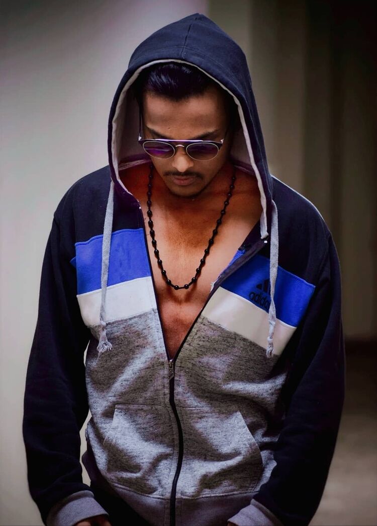 ���������� �����������, ���� ������� Midhun, 26 ���, ������������ ��� ������, ����� � ���������