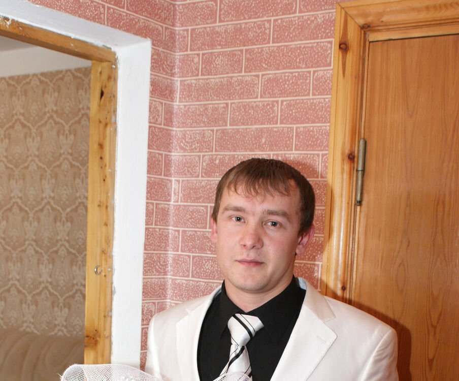  49770420  Vlad, 35 ,    