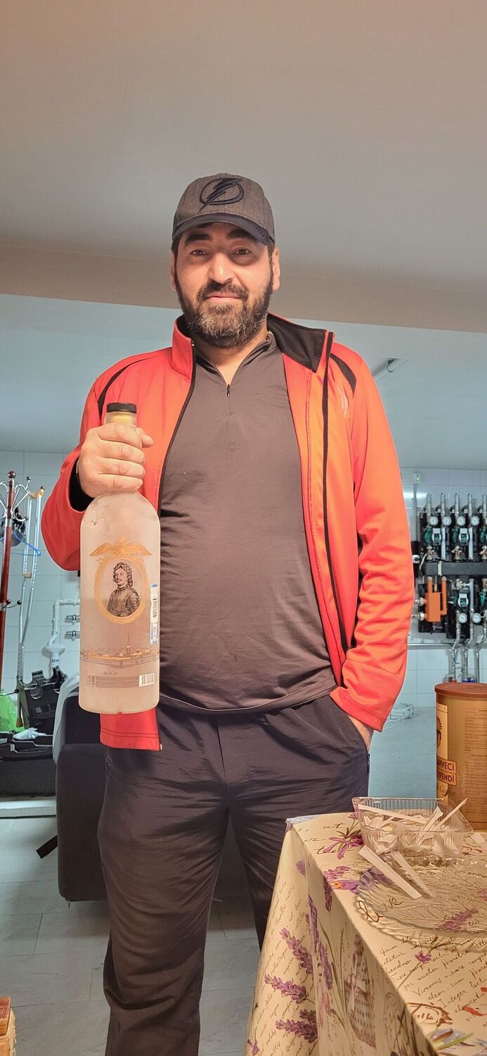  ,   Ahmed, 42 ,   ,   
