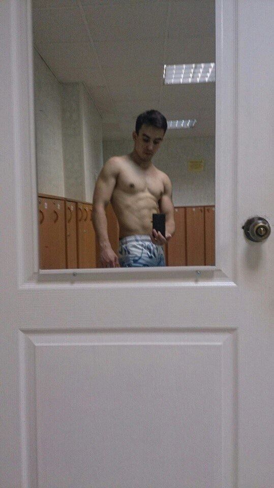  35359100  Ganster, 27 ,    