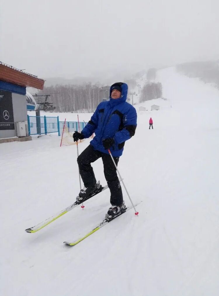  ,   Andrei, 47 ,   ,   