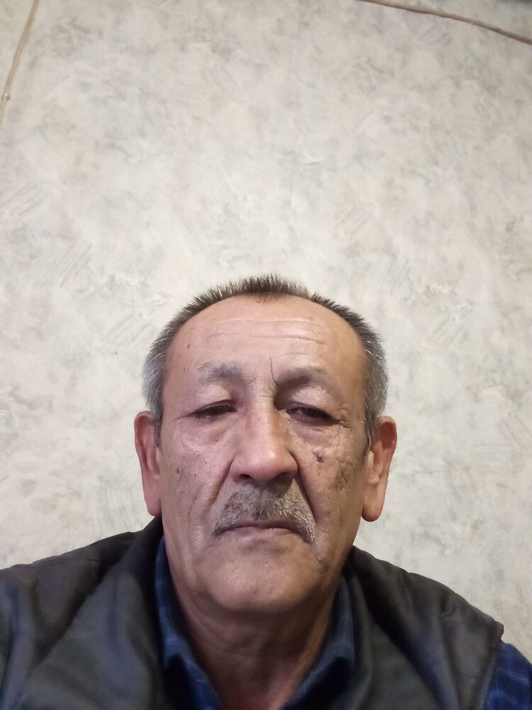  38681730  , 64 ,    