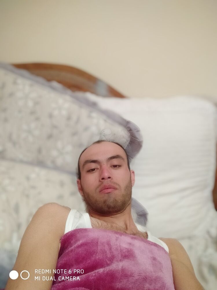  15908630  Salih, 35 ,    