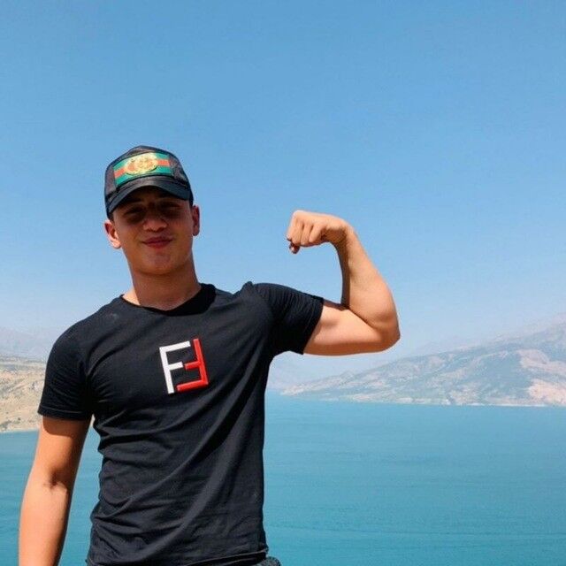 ���� 19147820 ����� Lion, 24 ����, ���� ���������� � ��������