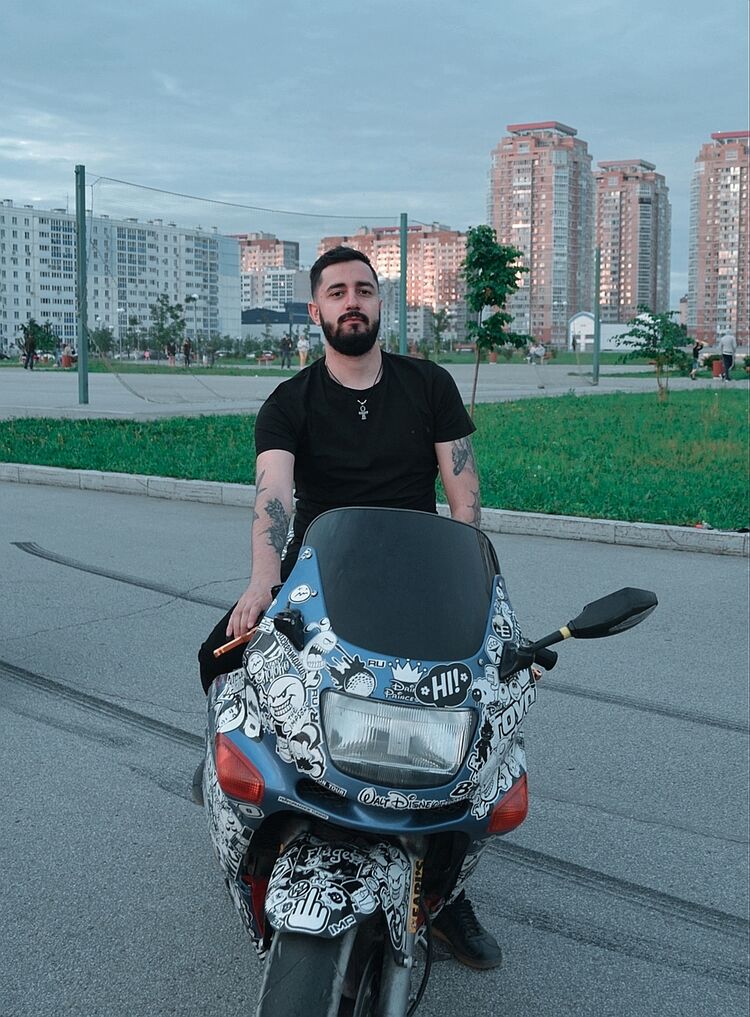  ,   Rasl Stritov, 32 ,   
