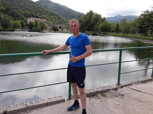  ,   Nikolai, 30 ,  