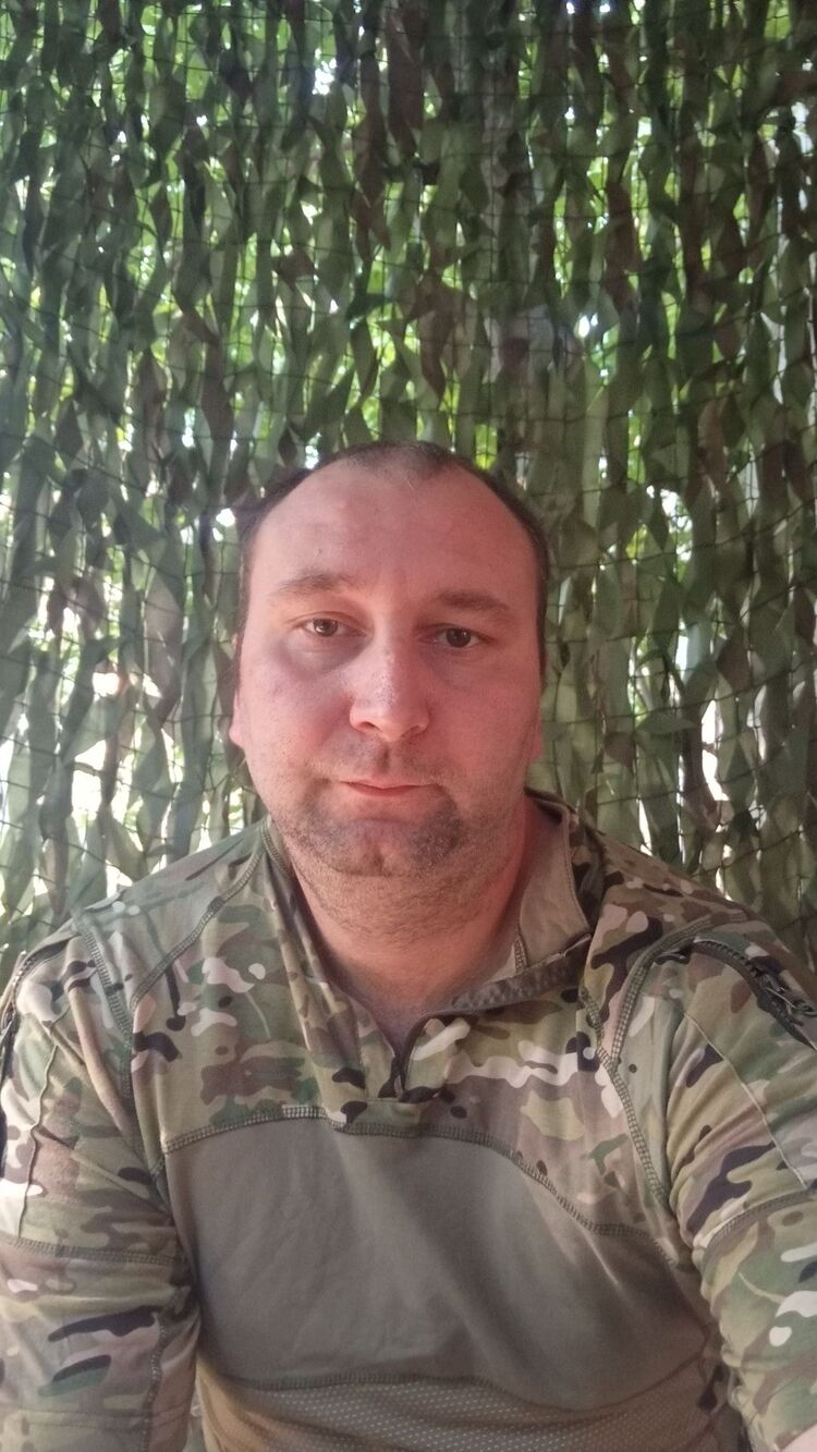  52975480  Oleg, 32 ,    