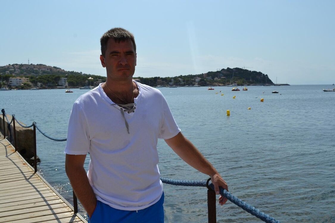  ,   Alexandr, 48 ,   ,   , c 