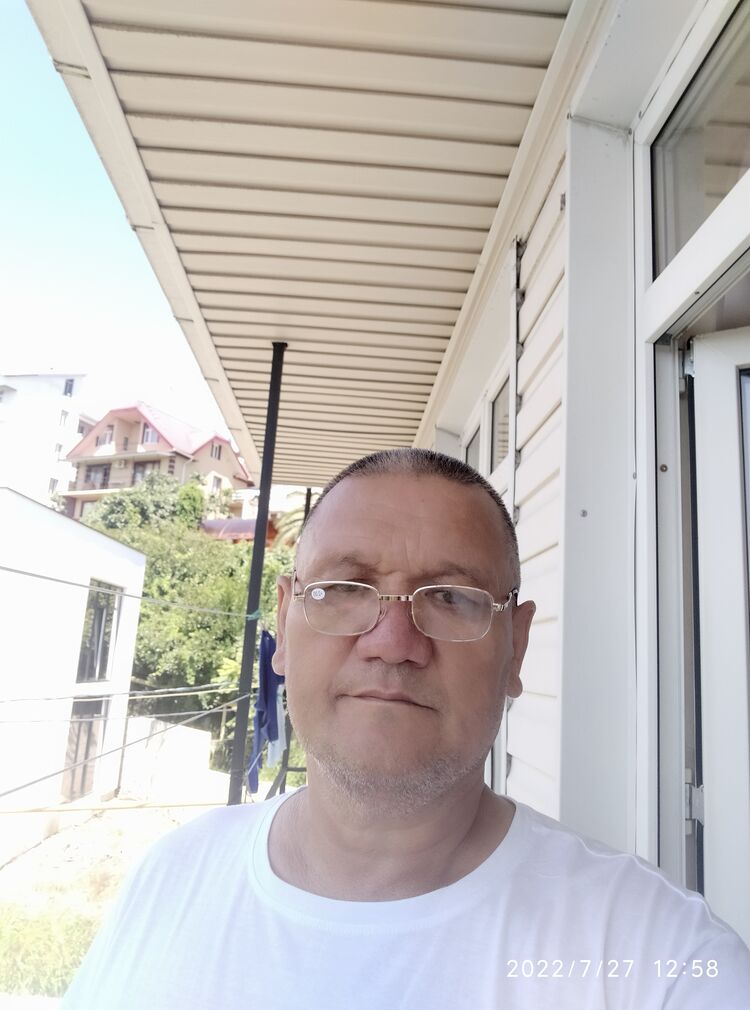  28082540  , 53 ,    