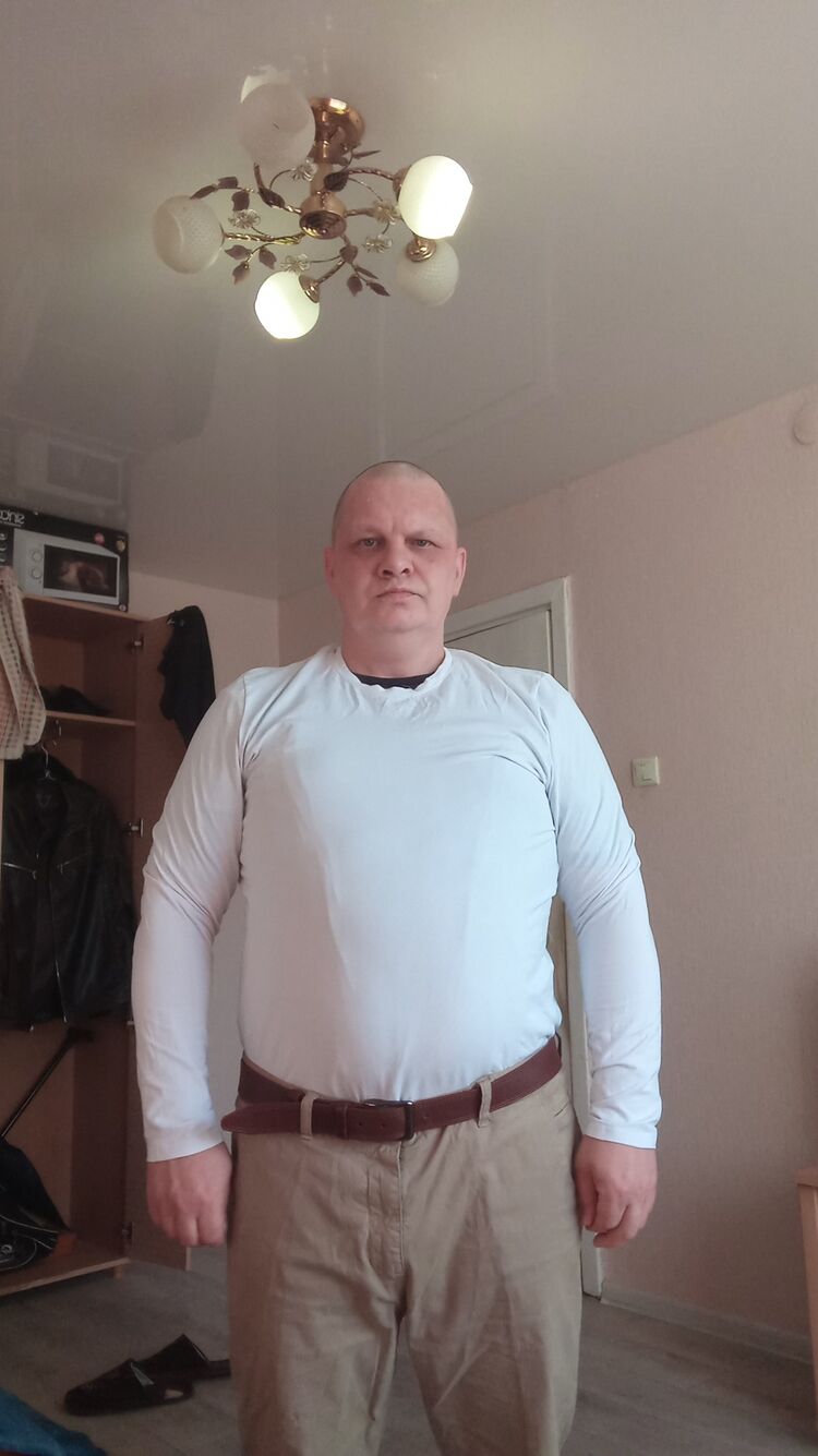  46963860  , 49 ,    