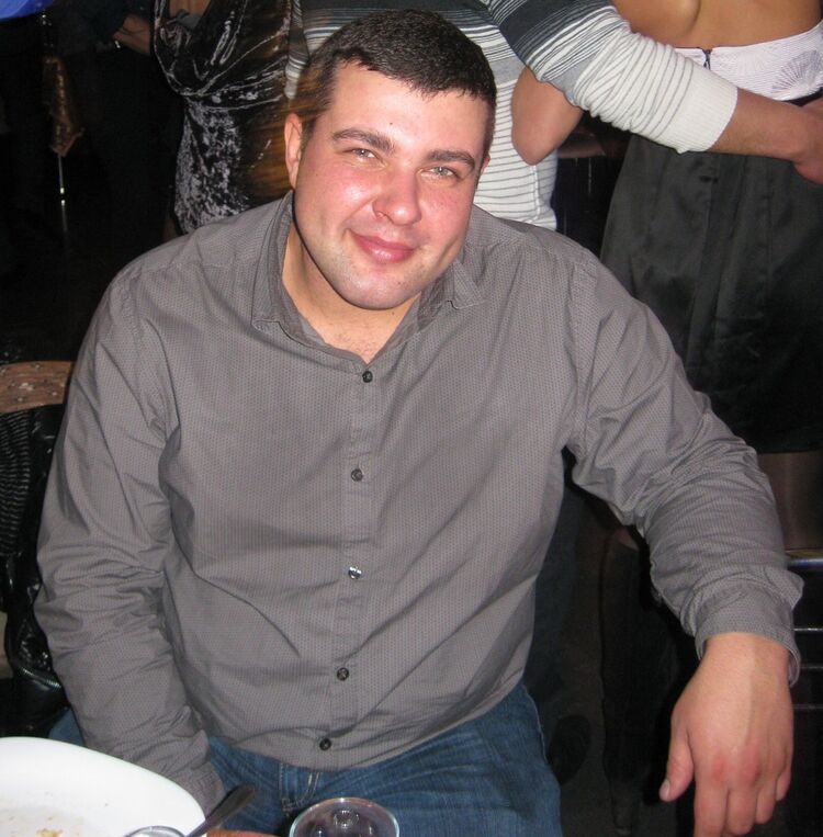  4583210  Valiko, 38 ,    