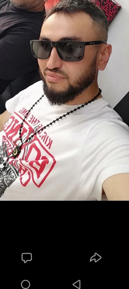  41842700  Doni, 40 ,    