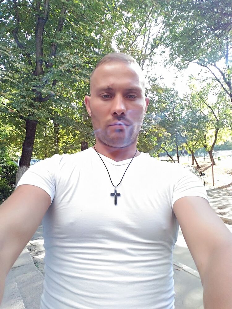  ,   Alex, 44 ,   ,   , c 