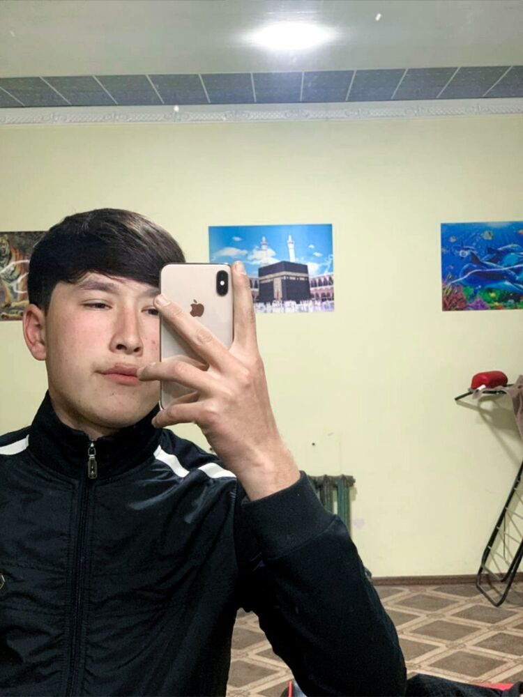  42754740  , 19 ,    