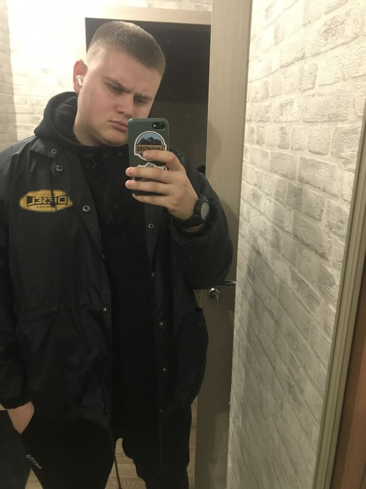  46218190  , 28 ,    